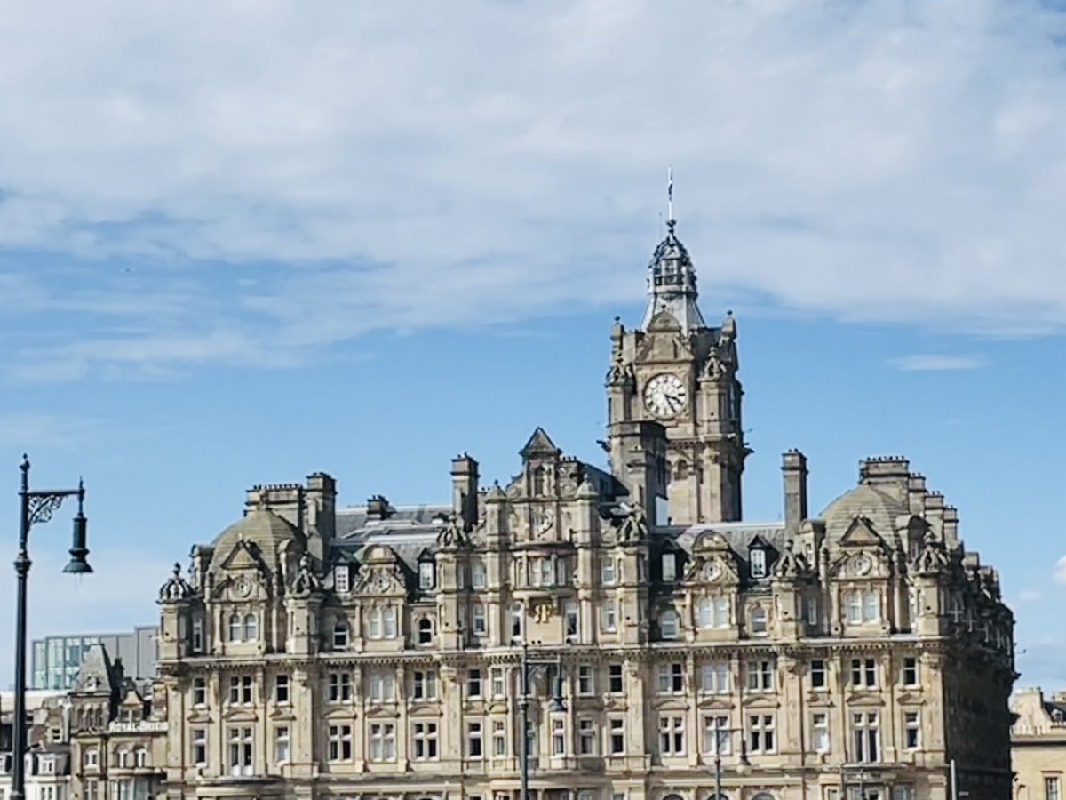 About to leave Edinburgh Fringe 2022. Had a great time. Congrats to all the performers and teams for this year.