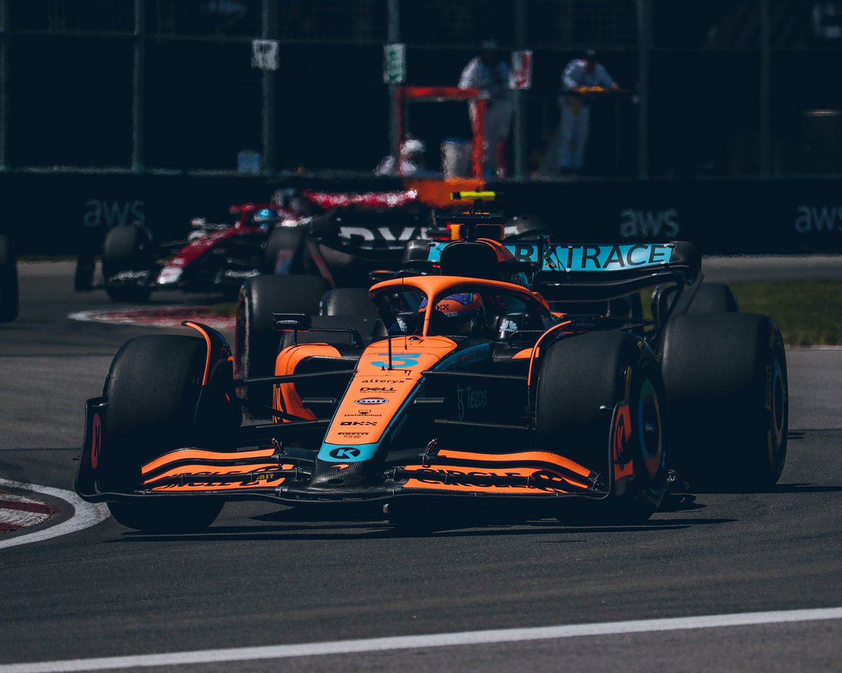 Anyways, Daniel Ricciardo appreciation post