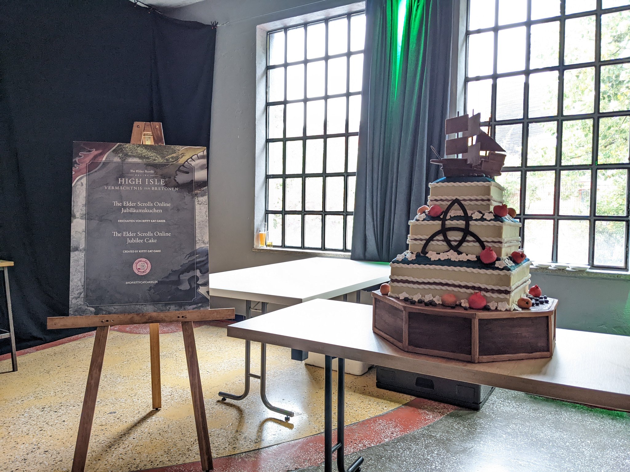 UESP on Twitter "Pictured The ESO Jubilee Cake created by Kitty Cat