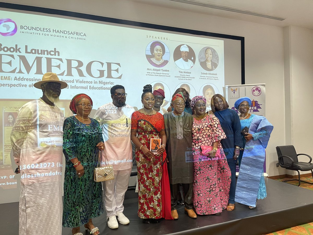 tityski's tweet photo. Picture gallery from the “Emerge” book launch 

#emergebytitiogunbambi
#emergeproject https://t.co/ofavV1PsAz