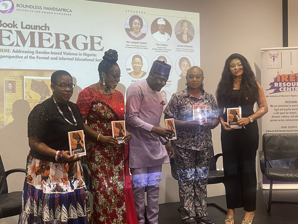 tityski's tweet photo. Picture gallery from the “Emerge” book launch 

#emergebytitiogunbambi
#emergeproject https://t.co/ofavV1PsAz