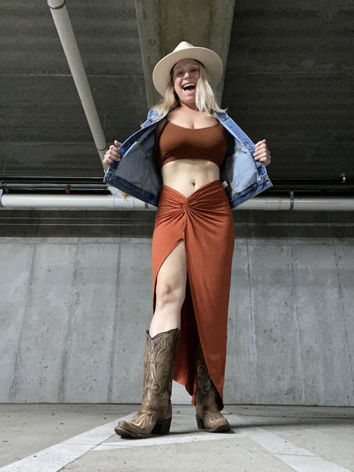 She&rsquo;s cute! Might fuck her later! 🤣 https://t.co/6pb5PoVWA4<a href="/tag/lingerie"class="tags"><span>#lingerie</span></a><a href="/tag/allnatural"class="tags"><span>#allnatural</span></a><a href="/tag/agentprovocateur"class="tags"><span>#agentprovocateur</span></a><a href="/tag/dreamy"class="tags"><span>#dreamy</span></a>