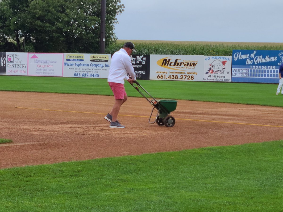 RKPhotos on Twitter "Some field prep going on here in Miesville before
