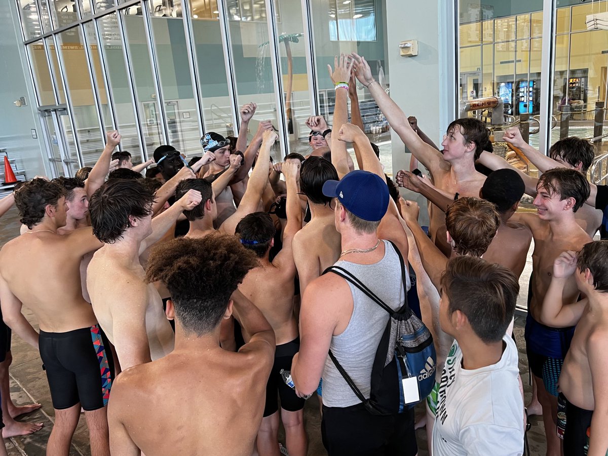 🚨MEET DAY! 🚨

🟢🔵 South Rock Invite
📍BSS Aquatic Center
⏰ 12:00PM

 ❄️ #SNOWswim | #SNOWdive ❄️