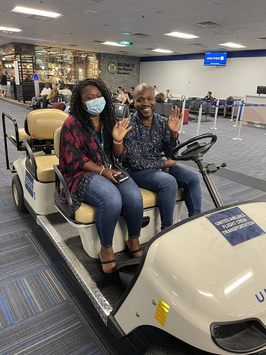 Wenguffey66's tweet photo. And look who we have here! The IAD Crew Connection.. Getting our crews to their gates when needed! Love this Team. ❤️💙 #teamIAD #iadinflight #crewconnection #goodleadstheway #allsmiles @Jo_AV8R @Flyin_Koz https://t.co/4oLVksm2SD