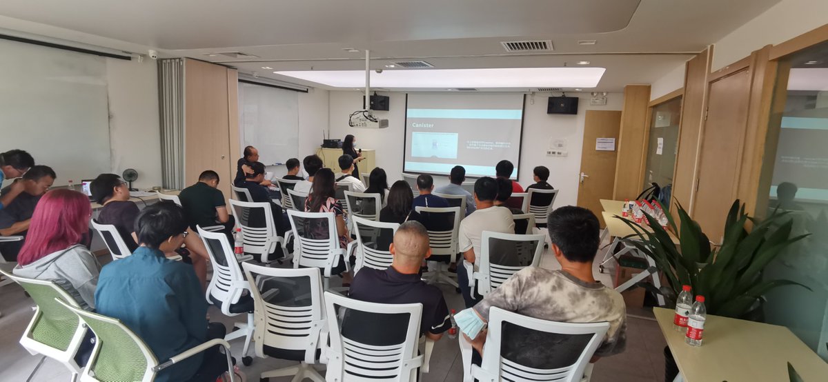 metatribe6465's tweet photo. Today our IC openday ended successfully.
We invited five experts and elites to make speeches on IC---Web3.0 full-stack solution, the Web3.0 entry strategy, and the global development trend of the Web 3.0. A round table meeting was held at the end of the event.
#Dfinity https://t.co/NLUaKDVkkx