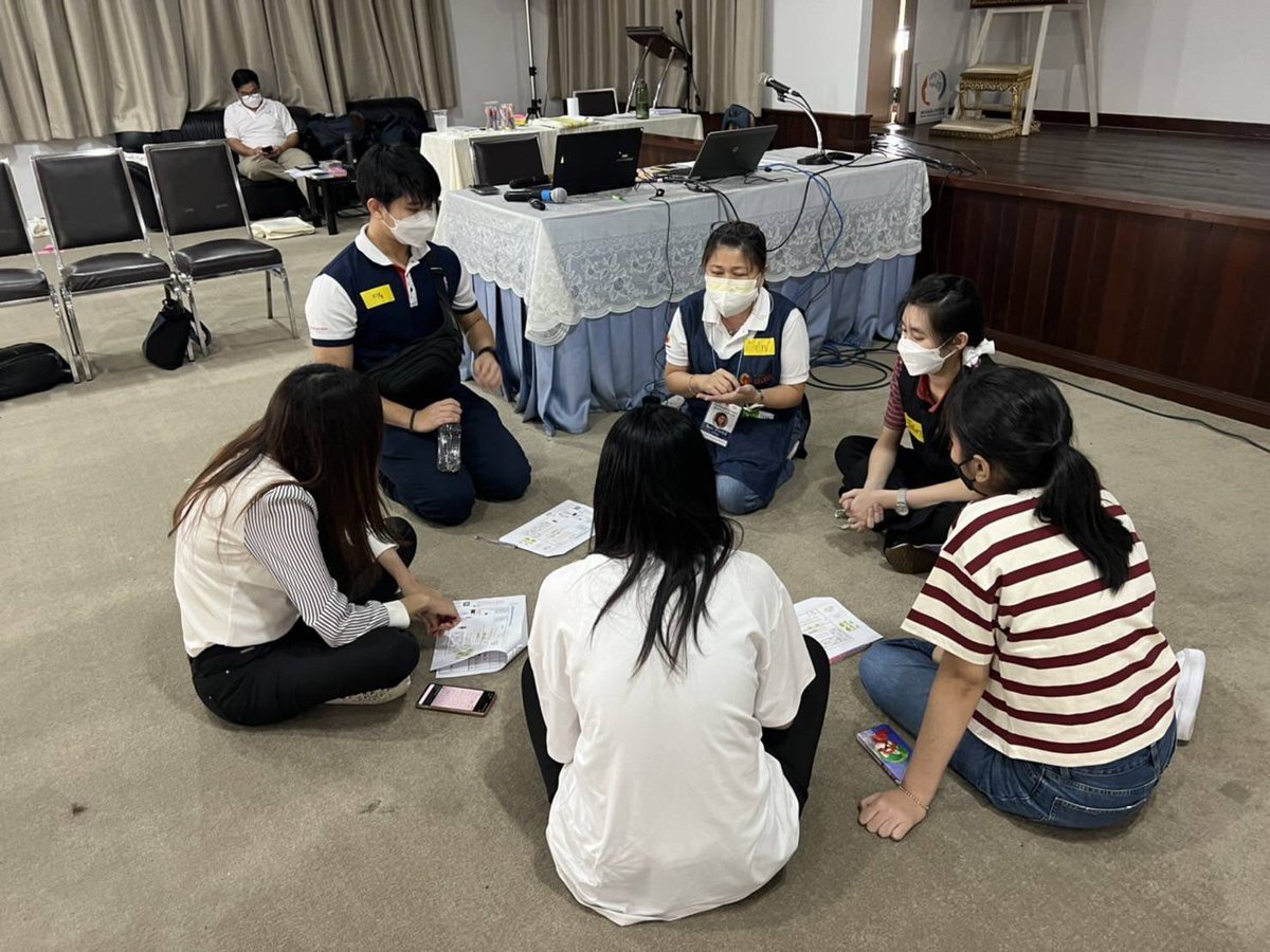 MiMiSoGuYa's tweet photo. Volunteer Orientation at Neurological Institute of Thailand for volunteer service in September at Chulabhorn Hospital ☺️ https://t.co/AYRC7IbRmc