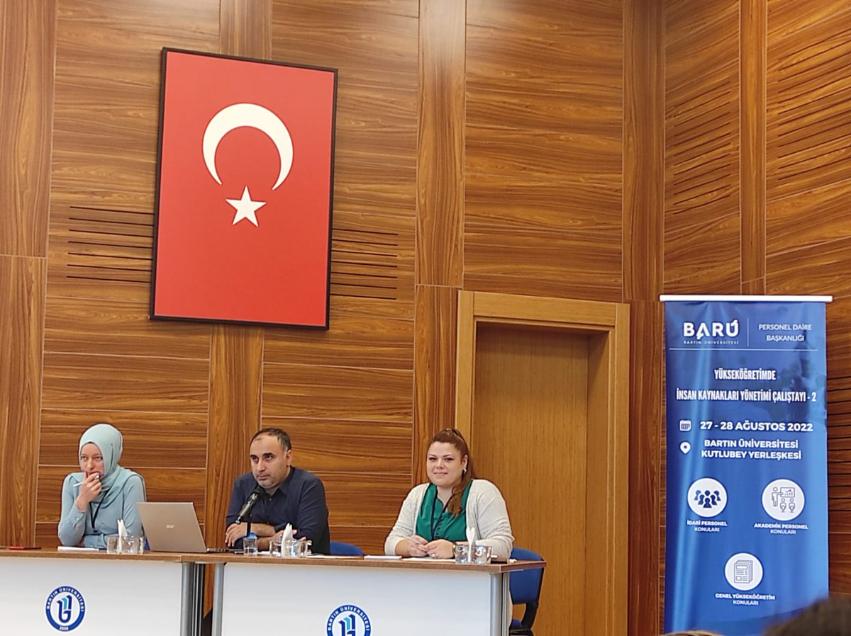 yselimuzun's tweet photo. Bartın Üni. Personel Daire Baskanliginin organize ettigi ve fevkalade verimli geçen "Yükseköğretimde İnsan Kaynaklari Calistayi" nin 2. sine Şube müdürlerimiz Hülya Ayvaz Camcı ve Meryem Demir Satılmış ile birlikte katıldık @rektorsaribiyik @ancaglar @uzun_orhan @TDelialioglu https://t.co/vCXuZbaJFb