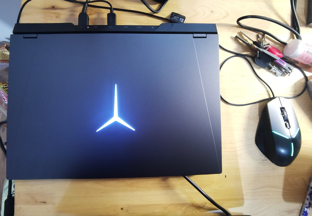 KYO0627's tweet photo. 新しいPC!!!
Logoカッコー https://t.co/JPas1C0aGG
