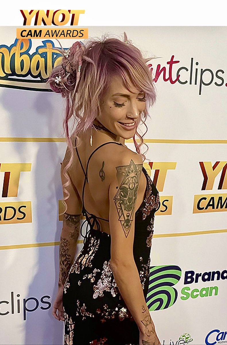 iamDVS 😈 tweet media