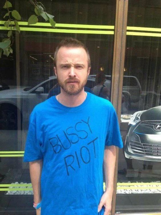 Happy birthday aaron paul 