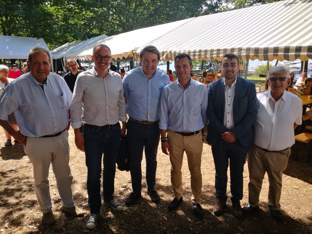 max_brisson's tweet photo. 🔹Bravo @GG_Guerin pour le lancement de ”Territoire en perspectives” sur les bords du Lac de Vassiviere autour de @davidlisnard et @AurelienPradie. 

🗣”Faire confiance aux élus, leur donner de la liberté pour s’adapter à la diversité des situations”, au cœur de mon intervention. https://t.co/0inbYxvn3L