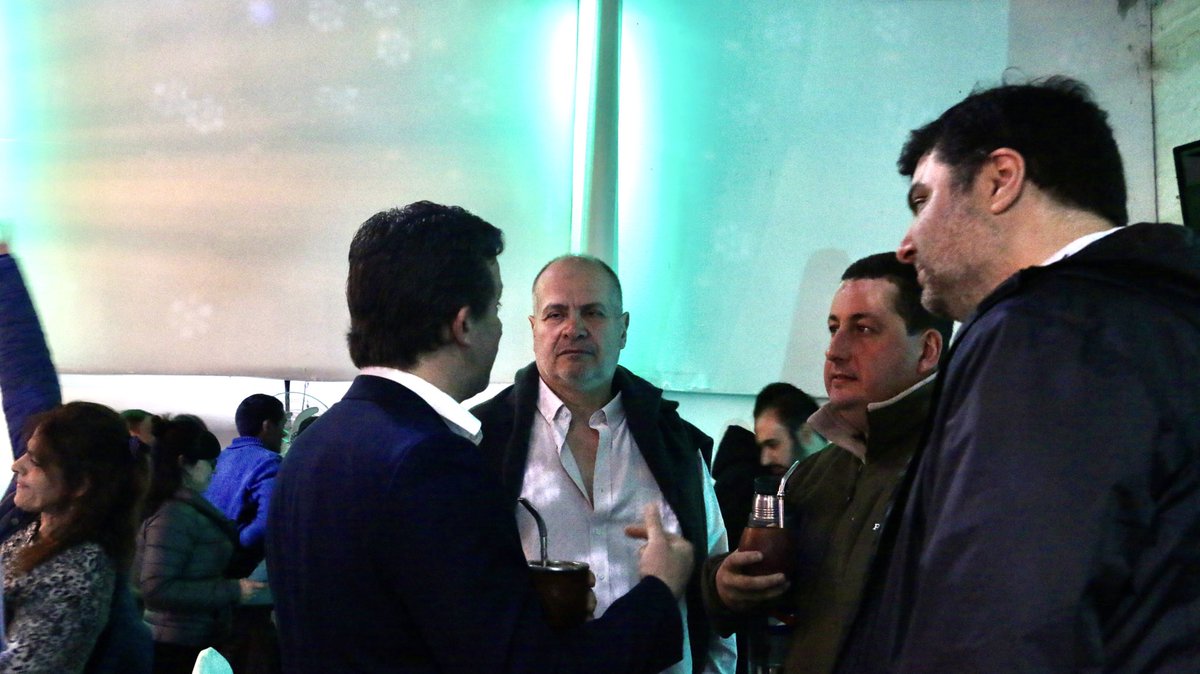 AlvaroDastugue's tweet photo. Primera Convención Nacional de nuestra agrupación #PlanPaís. Agradecemos la presencia del Sec. Presidencia @AlvaroDelgadoUy y compañeros diputados @pjisdonian @echeverriadiego @tatoviviano. 

¡Arriba el @PNACIONAL! https://t.co/jH6nnxKJQc