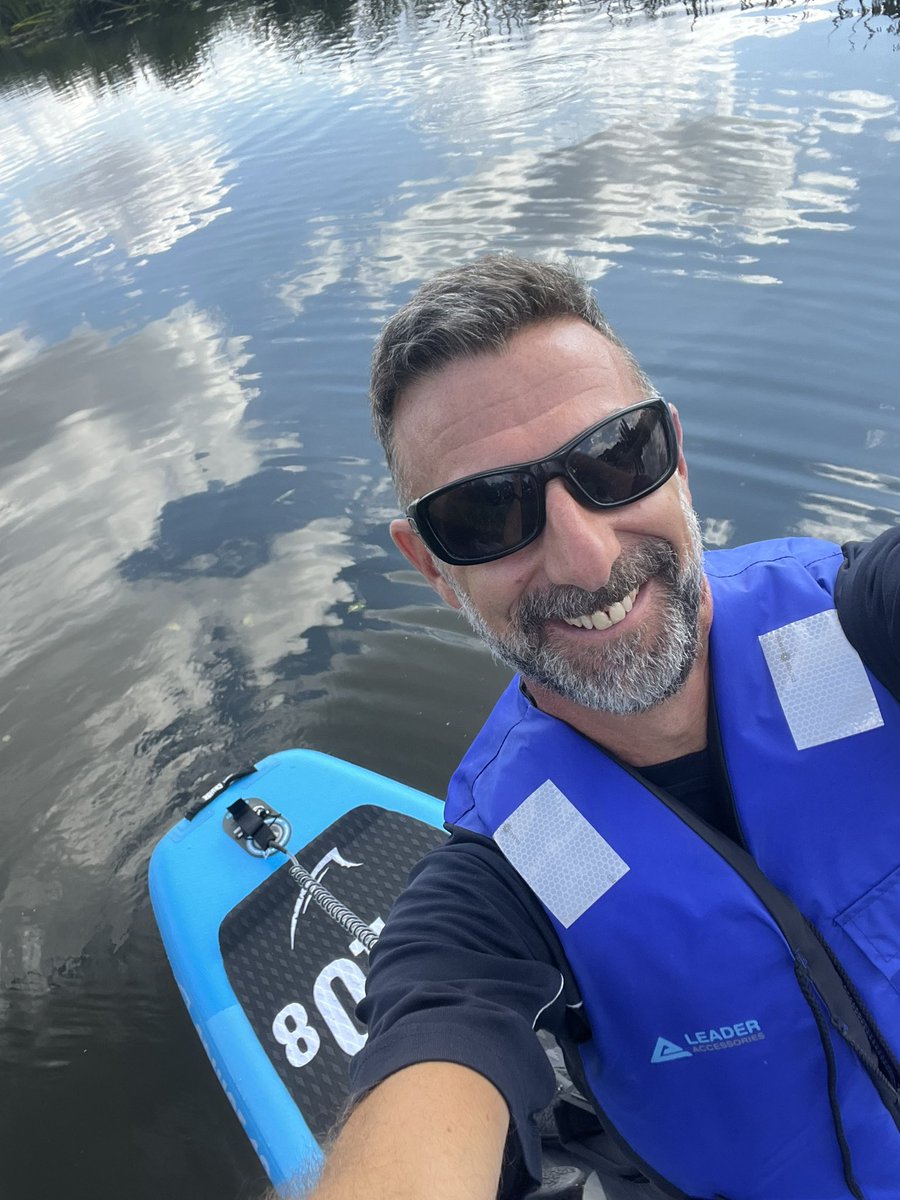PartCGI's tweet photo. Such a chilled day on the river today #rivernene #suplife #goingtoacheinthemorning 😎🤩👍☀️☀️ https://t.co/QCHQahrdwJ