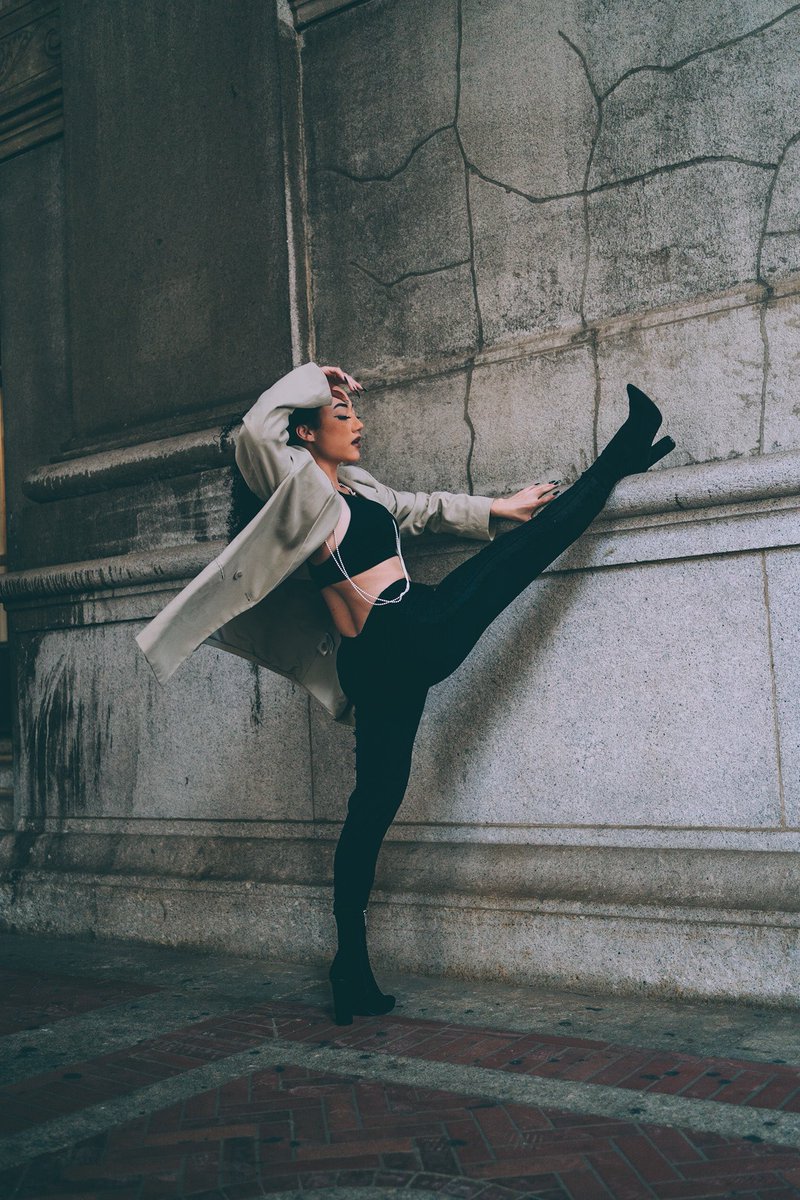 Had a hard time selecting my top four from the shoot w/ Mikaela but here are my choice IG: @ mikaelamorisato 
#southseaportnyc #contemporarydancer #dance #danceartist #dancephotography #movementartist #nycphotographer
