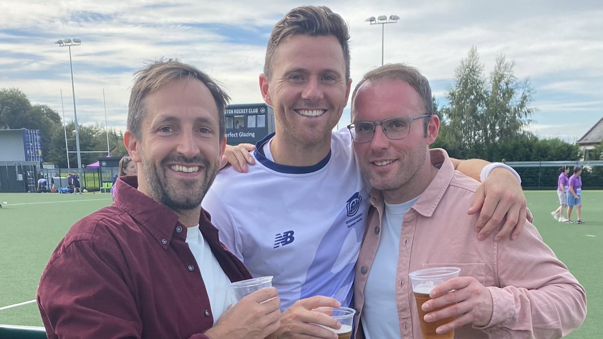 hallser's tweet image. The @Kelburne1969 front 3 😂