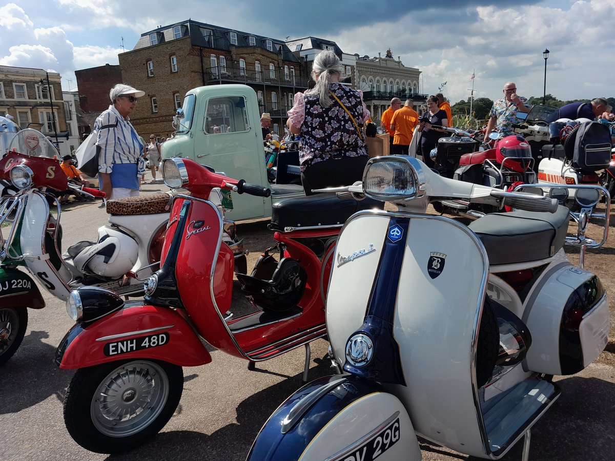 FreelanceSC's tweet photo. Out and about in Ryde https://t.co/SCVXUfE8Rs