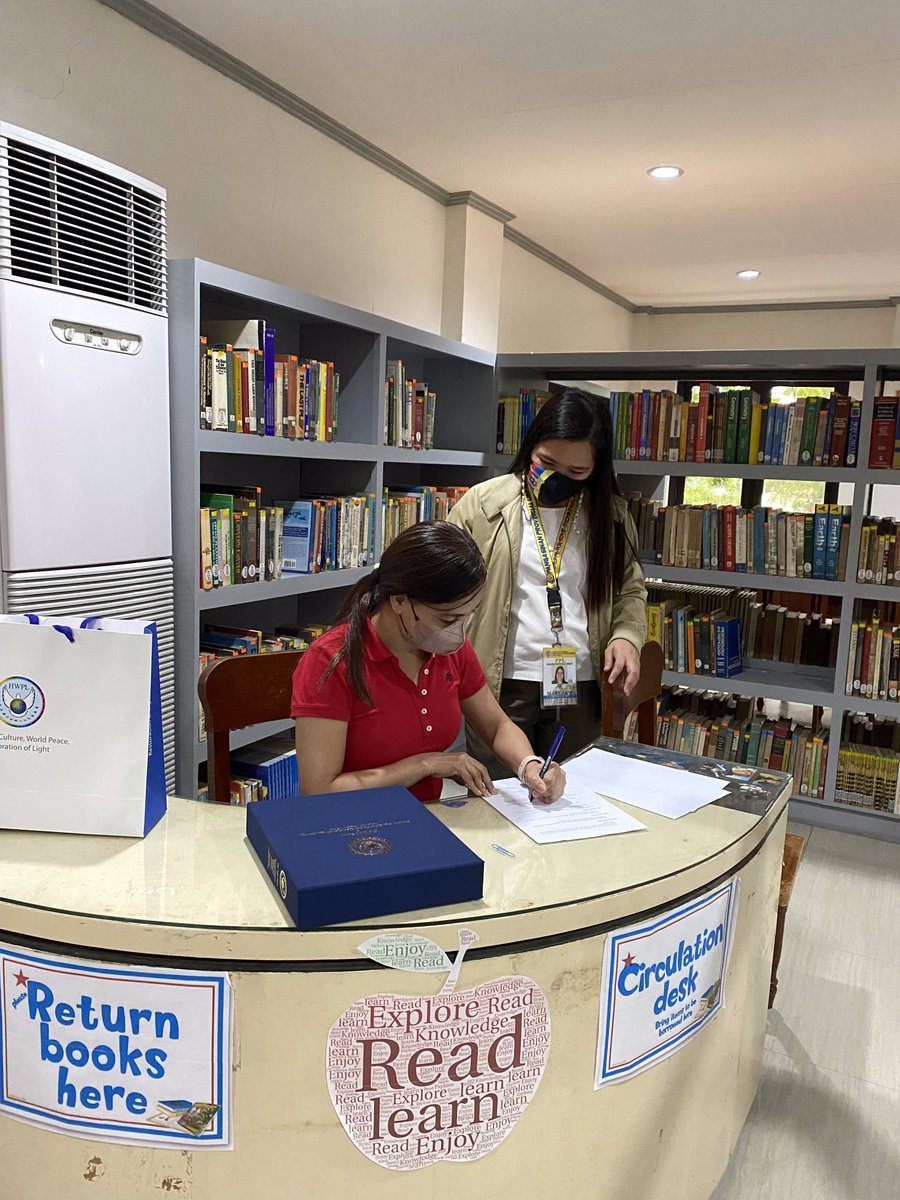 hwpl_ph's tweet photo. #PeaceLibrary | Binmaley Municipal Library in Pangasinan signed a Memorandum of Understanding with HWPL last month for the establishment of a Peace Corner.
#HWPL #Together_Peace #WeAreOne #PeaceCorner
#DPCW #LP #LawforPeace #Spreadingthecultureofpeace https://t.co/LJXn328Aed
