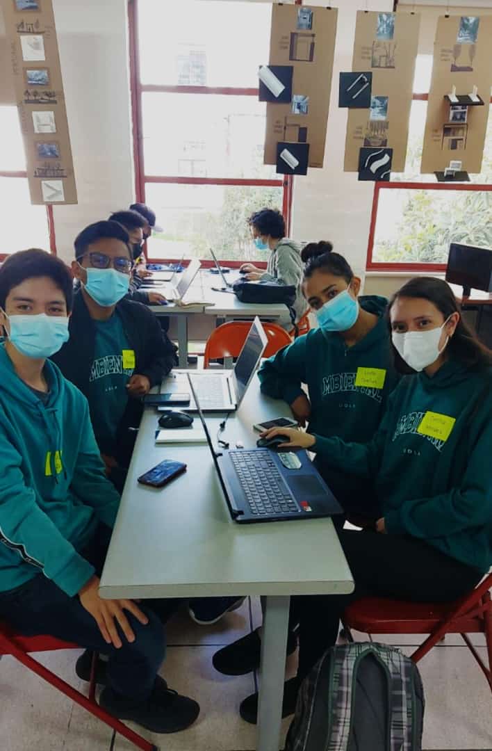 AmbientalUDLA's tweet image. Ahora equipo de la Facultad de Ingeniería y Ciencias Aplicadas de @UDLAEcuador  en #Datajam2022 #Dateandoec @Ambiente_Ec 
UnidaddeInnovacíónTecnológica #UDLA