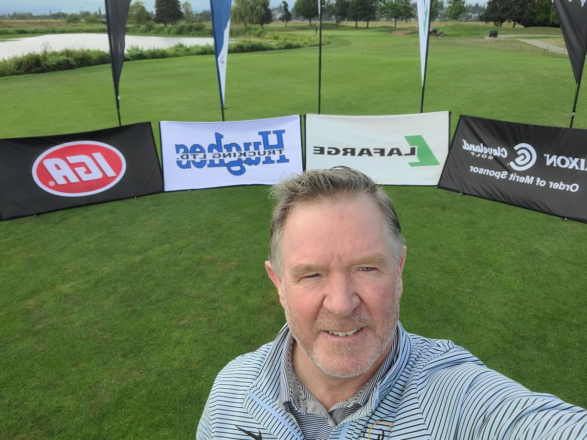 vancouvergolf's tweet photo. Tune into @GlobalBC with @JayJanower at 840am live from @NorthviewGolfCC !!
#weekendtee #GlobalBC #VGT https://t.co/8L0Y11LMJj