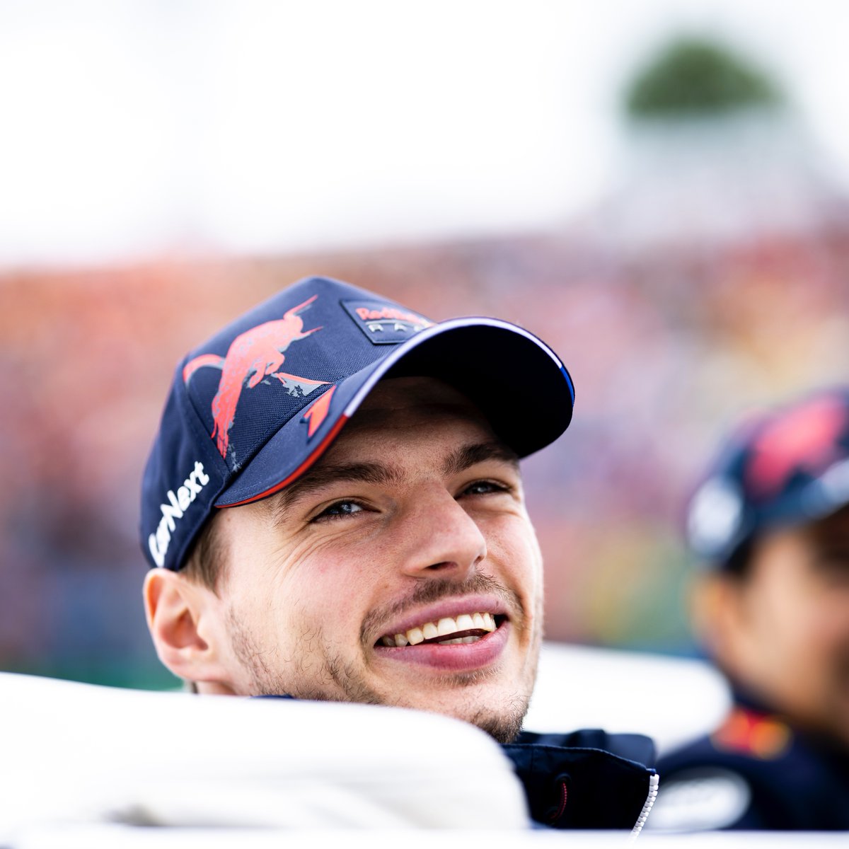 🎙️Helmut Marko: "Max Verstappen'in hızı etkileyiciydi. Podyum mümkün görünüyor. Daha ötesi de olabilir."