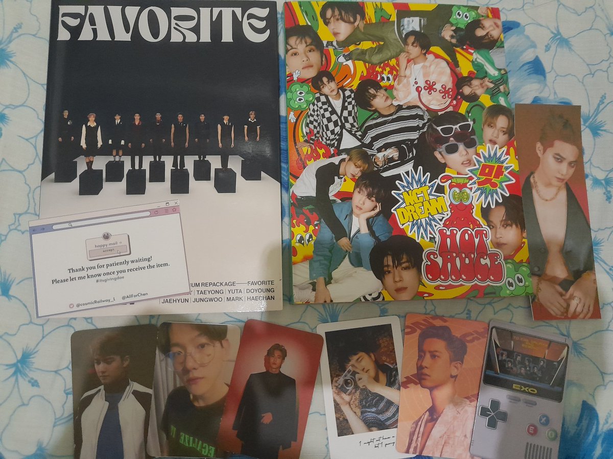 coupseuwifeu's tweet photo. Ate @cosmicRailway_L dumating na po surprise albums ko from youu.
Thank you so much po ate shen, kilig na kilig ako sa mga igop na to >.< Iingatan ko po sila mabuti.
May God bless you more po ate, labyu po🤍

#itsgivingdae #Daejoiners @AllForChen https://t.co/066bpOVlLJ