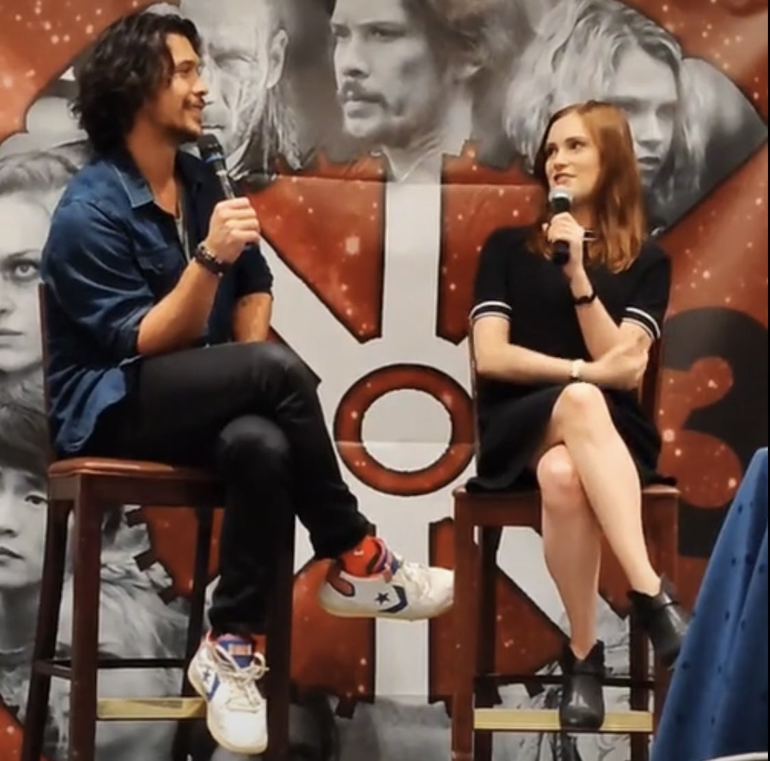 LoryCorb85's tweet photo. New photo of #beliza at the convention #conageddon3
#elizataylor #elizamorley #elizajaneface #clarkegriffin #the100 #bobmorley #bellamyblake #bellarke
@MisElizaJane @WildpipM https://t.co/VSkDasidl9