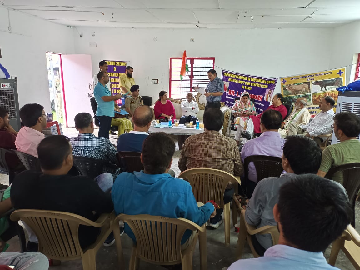nag_saraf's tweet photo. Dr. L. Murugan, Union Minister of State for Fisheries, Animal Husbandry, Dairying &amp; Information and Broadcasting At Reasi https://t.co/M8E4L9kuAe
