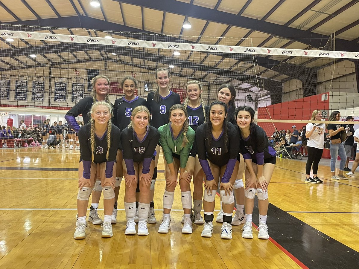 CoachNelson2021's tweet photo. Willis JV Volleyball earned 2nd place in the Silver bracket at the Willowbrook tournament this weekend! Congrats!!💜 #gokats https://t.co/vMl4JrpZb3