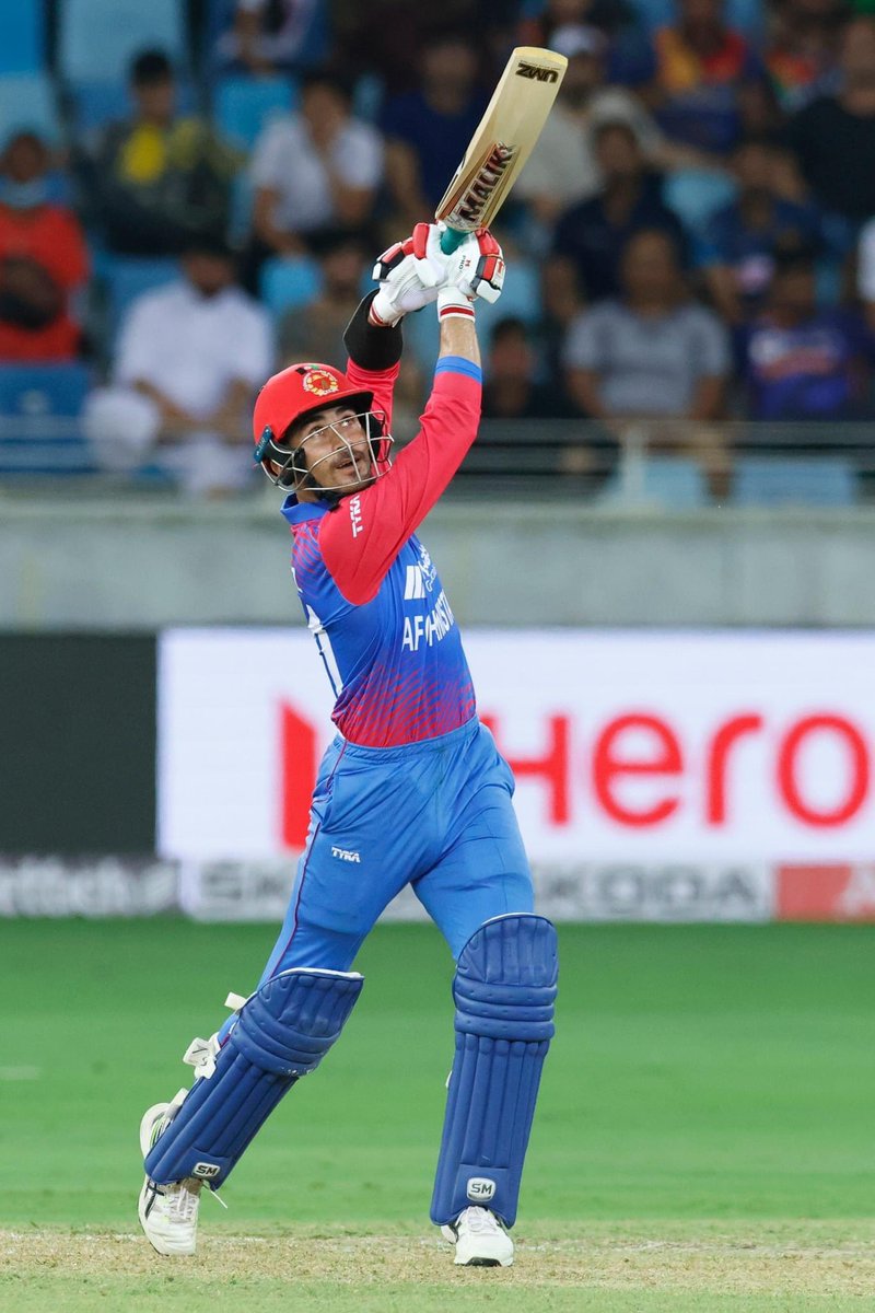 RGurbaz_21's tweet photo. Started tournament with a great win Alhumdulillah, congratulations to everyone 🇦🇫❤️. Really pleased with my performance ❤️ 

ګلونو افغانانو 
په آسيا جام سياليو کې د ګران افغانستان  لومړی بريا مو مبارک شه!🇦🇫♥️

#AsiaCup2022 #AFGvSL https://t.co/IGVG7Rmdvu
