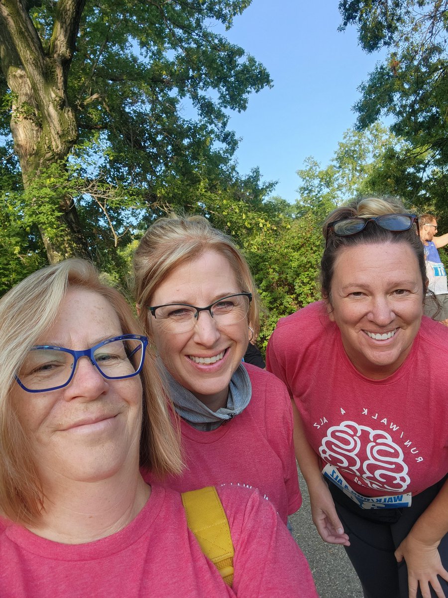 ALZ walk <a href="/LindaleSchool/">Lindale School</a> 
<a href="/PrairieSouth/">Prairie South</a>