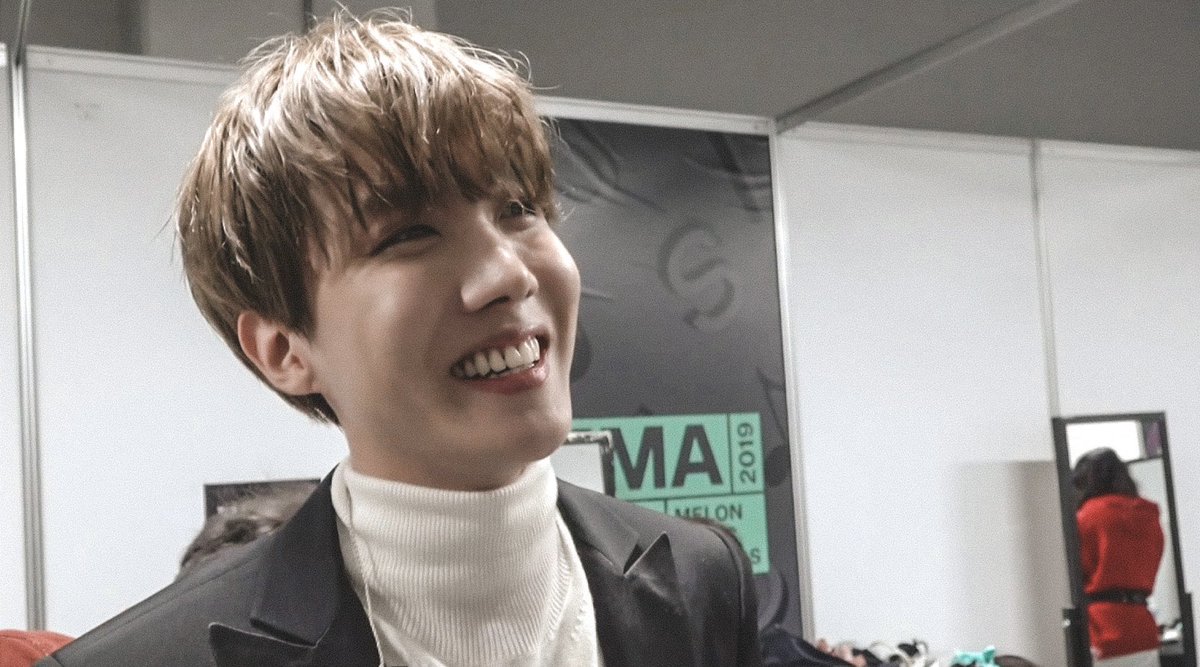 jhopesarchive's tweet photo. hoseok owns the sweetest smile https://t.co/5zAbrI9gdU