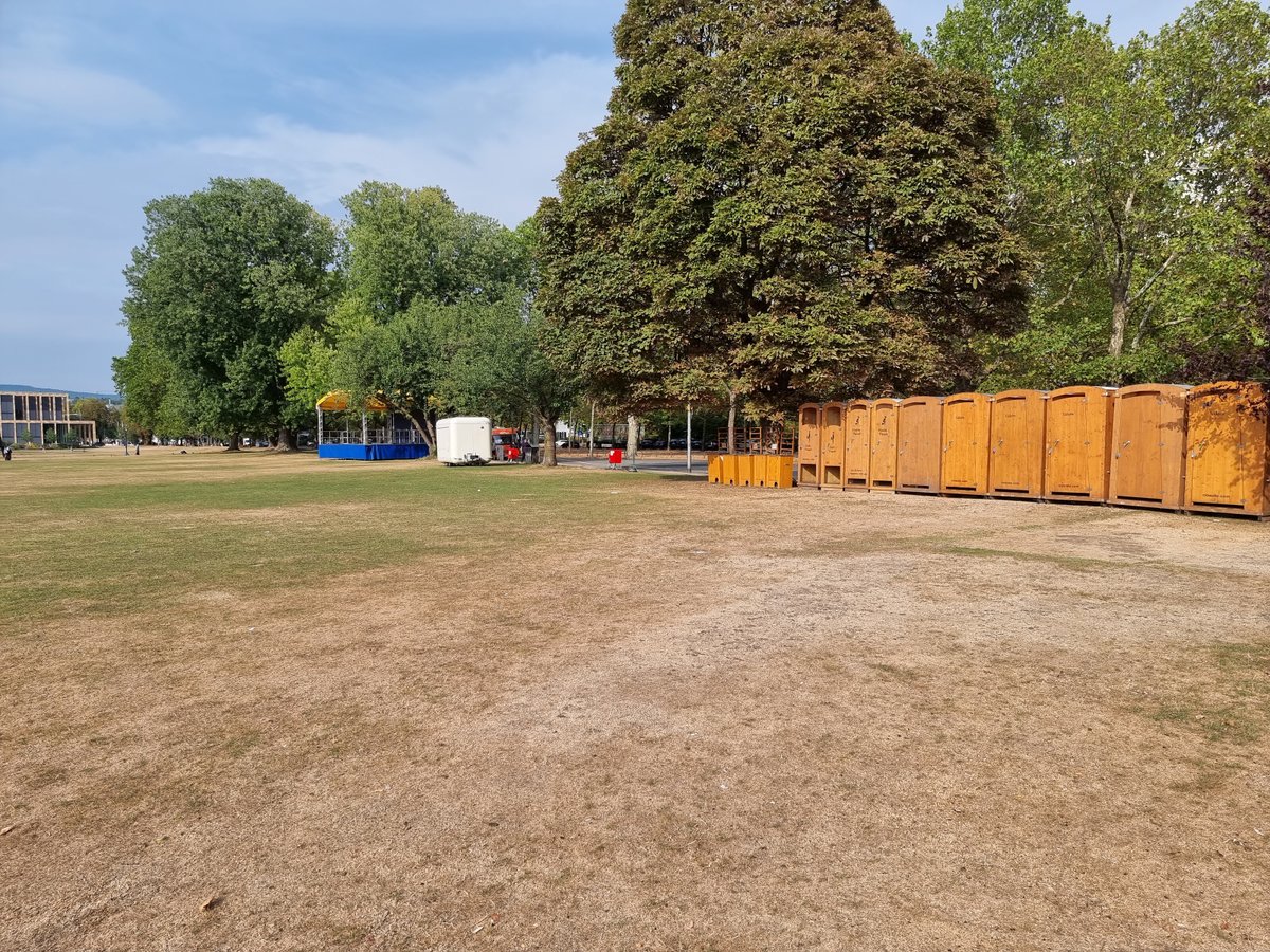 VerkehrswendeHE's tweet photo. Auch wenn die Details der Sternfahrt noch gerichtlich geklärt werden: unser Verkehrswende-Festival in Wiesbaden findet auf jeden Fall statt! 🥳

Wir freuen uns morgen ab 11 Uhr auf euch auf den Reisinger-Anlagen, kommt gerne vorbei!

https://t.co/PfDIukcOaF https://t.co/WU4axqPkDe