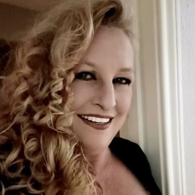 Shawna712's tweet photo. @Lakewaylady R.I.P. YOU WERE A GREAT FRIEND. YOU WILL BE MISSED GREATLY BY SO MANY…..1/71-8/22 https://t.co/leSi0zUao4