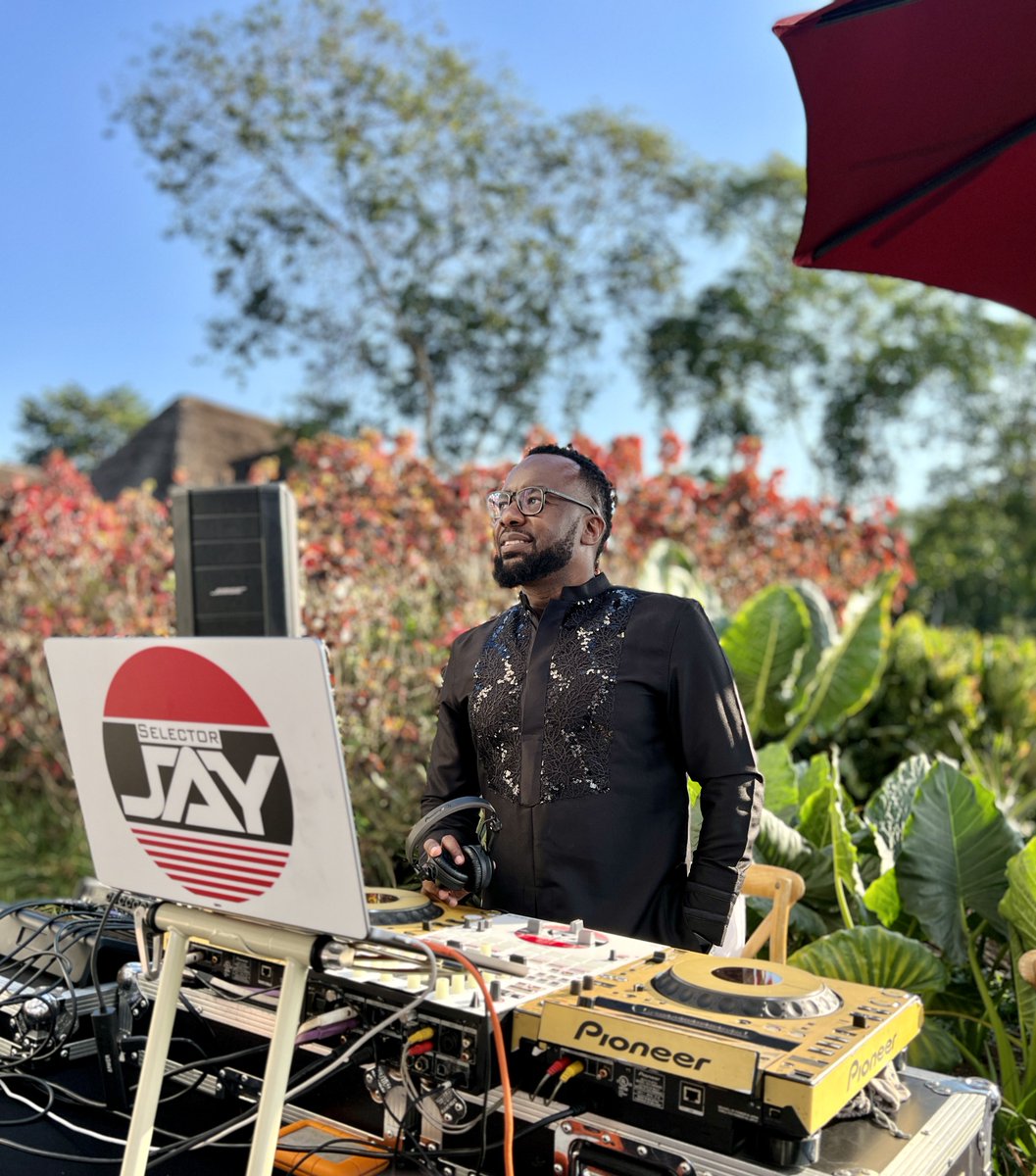 JSelectorJay's tweet photo. #MG27 #DestinationWedding #IslandWedding #WeddingDj #SelectorLongTime Martin Weds Grace https://t.co/0xzTKks4Mf
