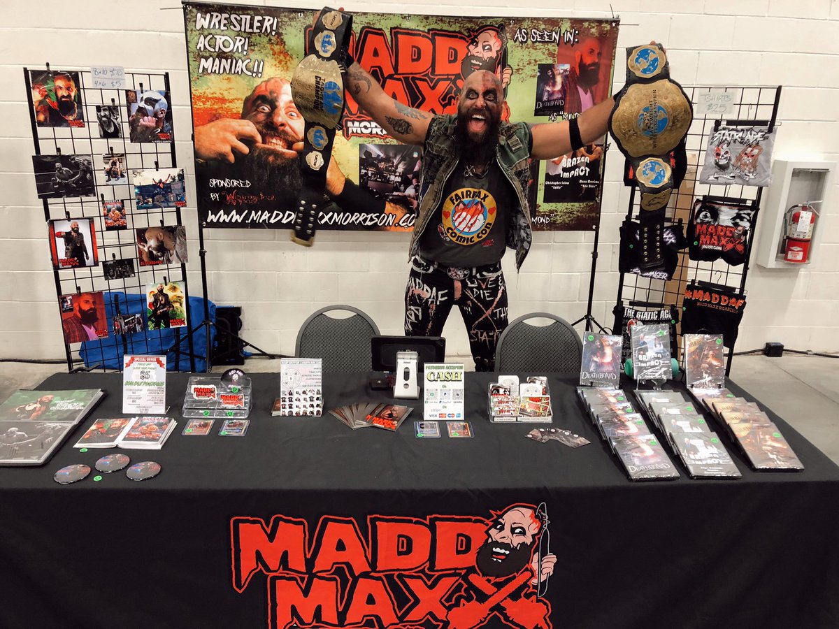fairfaxcomiccon's tweet photo. We are here having a blast! Make sure to check out all the cool exhibitors, guests, and clubs! 🧡🦊 https://t.co/P5V7YpiUfu