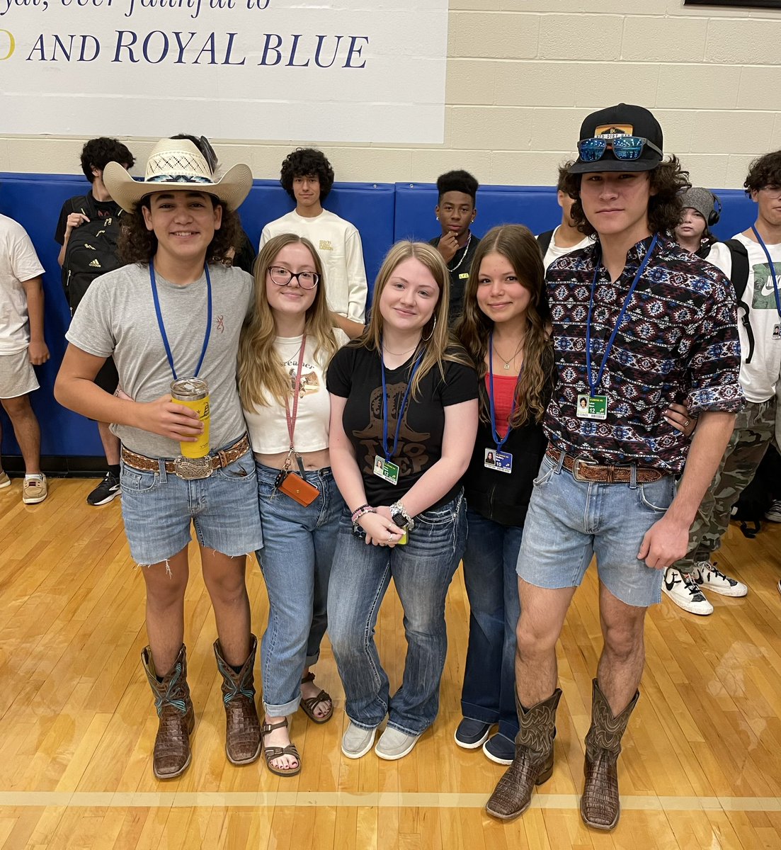 SC_StuCouncil's tweet photo. What a great pep rally! Buffs are ready for their first football game against the Madison Mavericks! #goBuffs @SamuelClemensHS https://t.co/WHbNyVFjnl