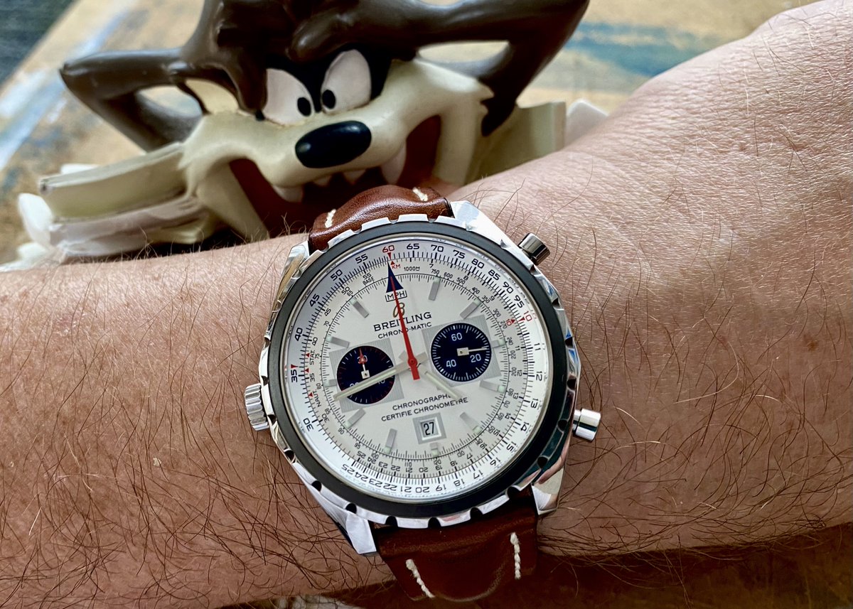 daveyvermaak's tweet photo. Pulling my hair out (Still have some..)  At Solicitors antics.  Driving me nuts, so decided to wear a retro simple watch.  Watches reflect my mood. @Breitling #chronomatic @TheWatchWanker https://t.co/f2P4lEd51o