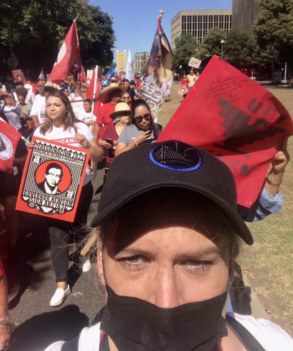 woodstiff's tweet photo. Honored to join in support @UFWupdates Friday for the last mile to the Capital as a proud member of @SEIU1000 & @sagaftra & #CA_Dem LGBTQ Caucus CoChair! #LGBTQ solidarity! Sign the bill #AB2183 All rights are intersectional. Si Se Puede! https://t.co/zk3IWkxFUE