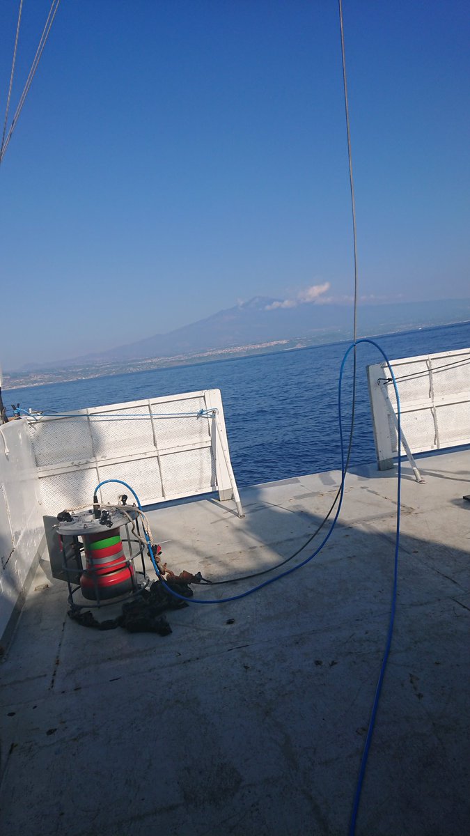 Here we go again! Ready to download 8 months of seafloor geodetic data from Etna's wet feet. What secrets does she have this time? <a href="/GEOMAR_en/">GEOMAR_en</a> <a href="/PRE_COLLAPSE/">PRE COLLAPSE</a> <a href="/ERC_Research/">European Research Council (ERC)</a>