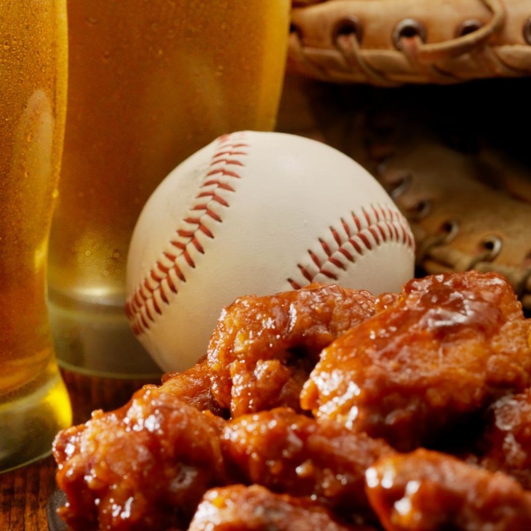 McCullysNewark's tweet photo. Saturday's were made for beer, baseball, &amp; boneless wings 🔥

Enjoy all 3 bar-side at McCully's today! 🤩📍

#McCullys #IrishPub #DelawareBar #SportsBar #LocalBeer #BOGOWings #BeerLovers #BonelessWings #ChickenWings #TapBeer https://t.co/4vFRjXngtZ