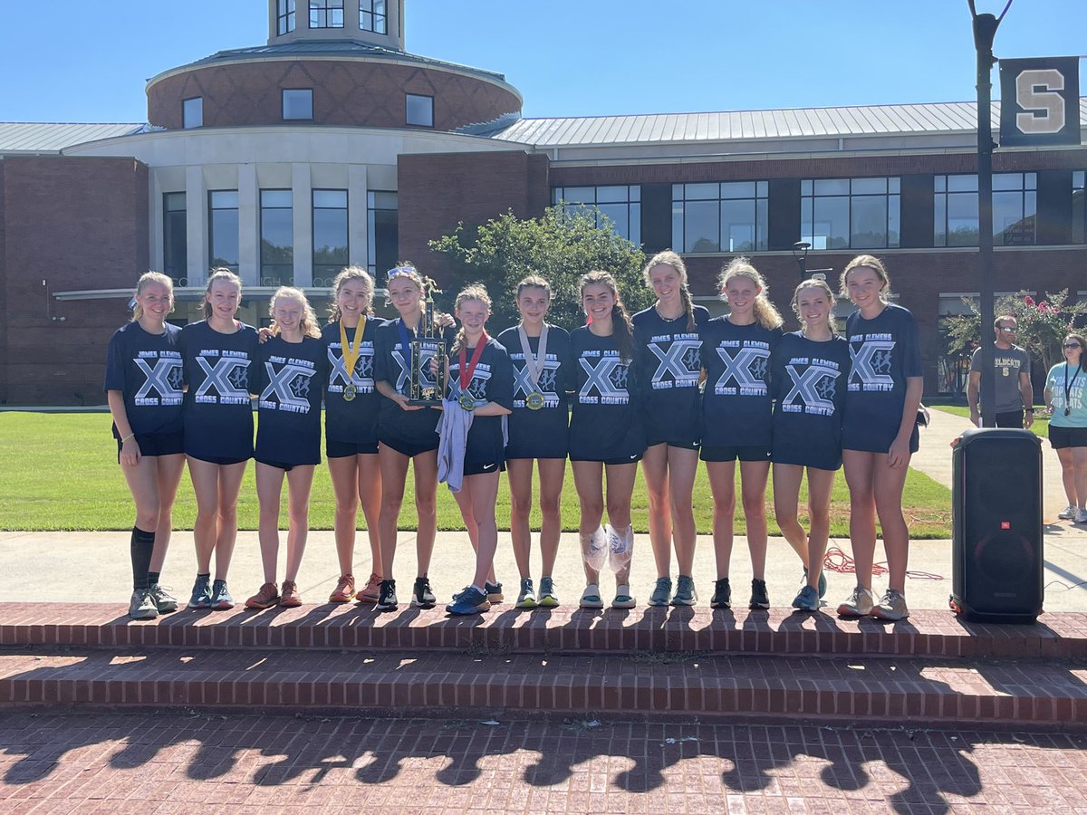jc_jets's tweet photo. Great job @JamesClemensXC the boys and girls team both finish 1st at the Scottsboro meet this morning https://t.co/vIo5vCwOup