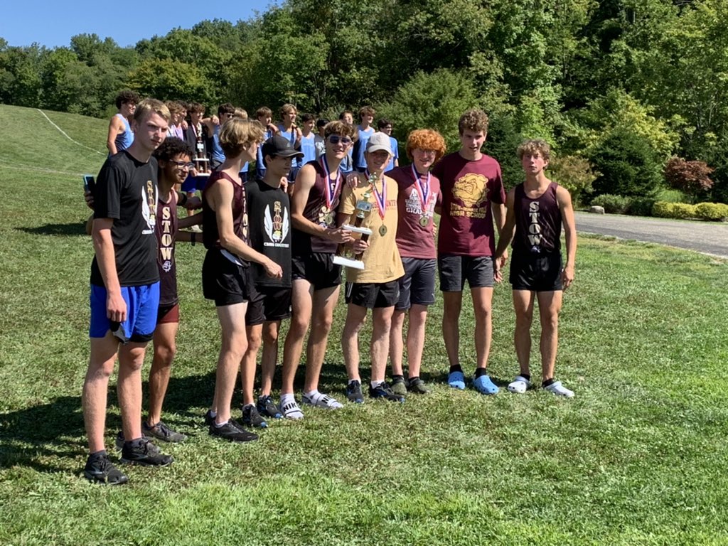 CoachJK2's tweet image. Bringing home some hardware in week 1.  Solid start for our Bulldogs &amp;amp; lots to be excited about for the rest of the season.  #StrongerTogether #speedkills