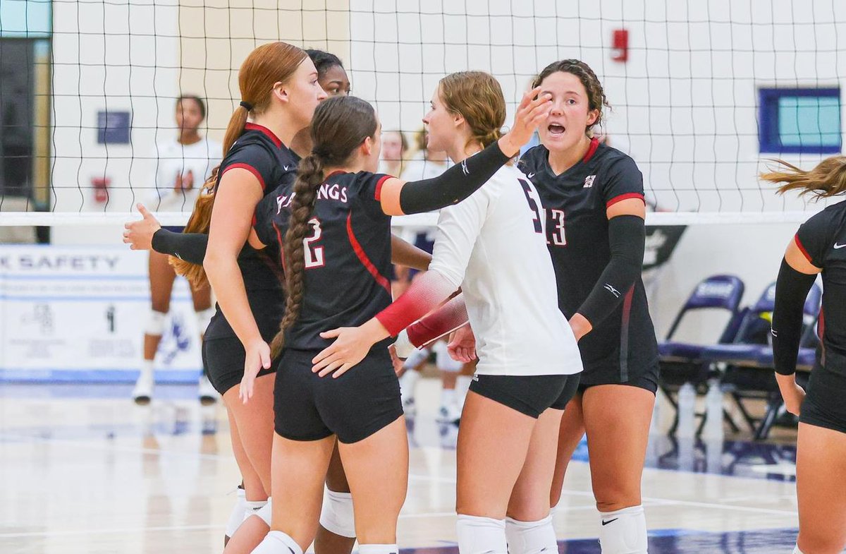 HastingsBroncos's tweet photo. VB: @VBHastings defeats Presentation in four sets - https://t.co/KCwQXYMfcH https://t.co/xjUQGsPiRw