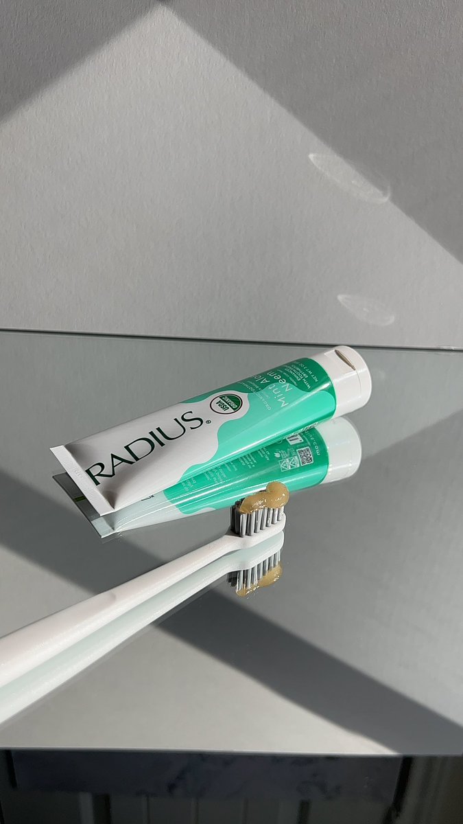 hqqcreative's tweet image. Product photography sample! Which do we like best? #ugcsample #UGCcreator #ugccommunity #UGC