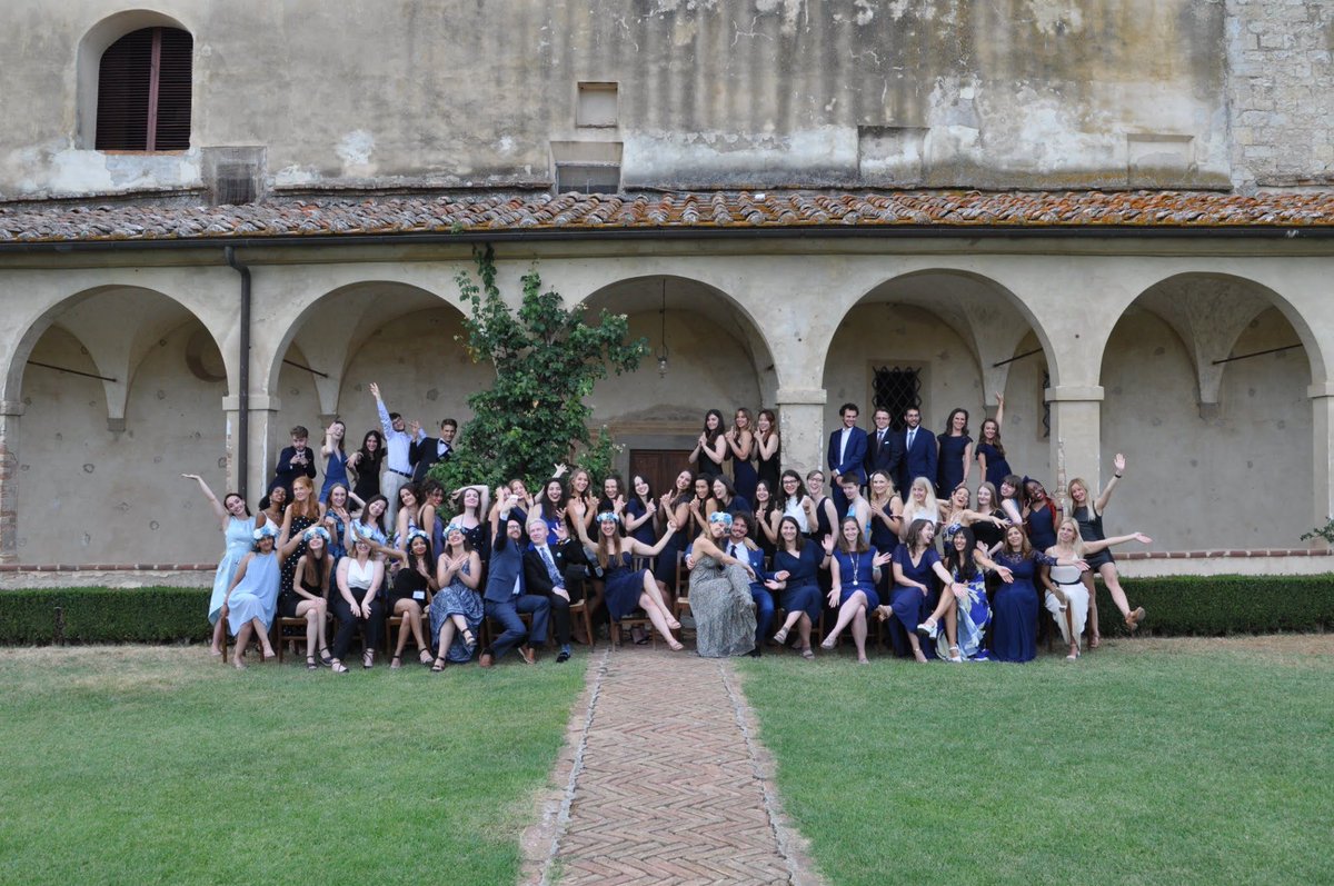 Recently I got the unique opportunity to join the @jResearcherProg. It felt like getting into Hogwarts but for nerds 🧙‍♀️

Looking forward to a year of learning, new friendships and of course contributing the tiniest part to the advancement of science 🤓 #sustainability