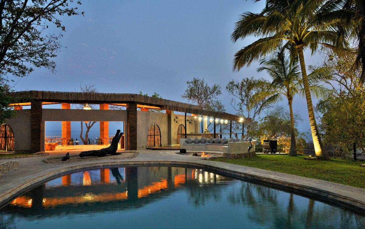 ShantelMpof's tweet photo. Kariba Safari lodge. Zimbabwe is worth a visit. #CometoZimbabwe https://t.co/sOLG9rHQJS