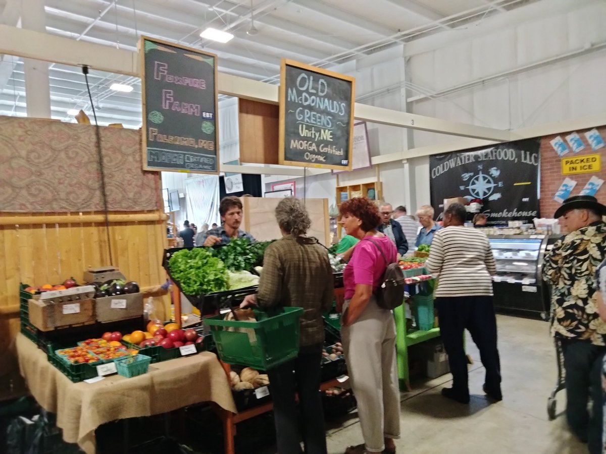 TPCLJ's tweet photo. @HolywoodHatesUS @DonJeffries #LibertyZone
#FarmersMarket
#LocalLocalLocal https://t.co/74yUN3BHmV
