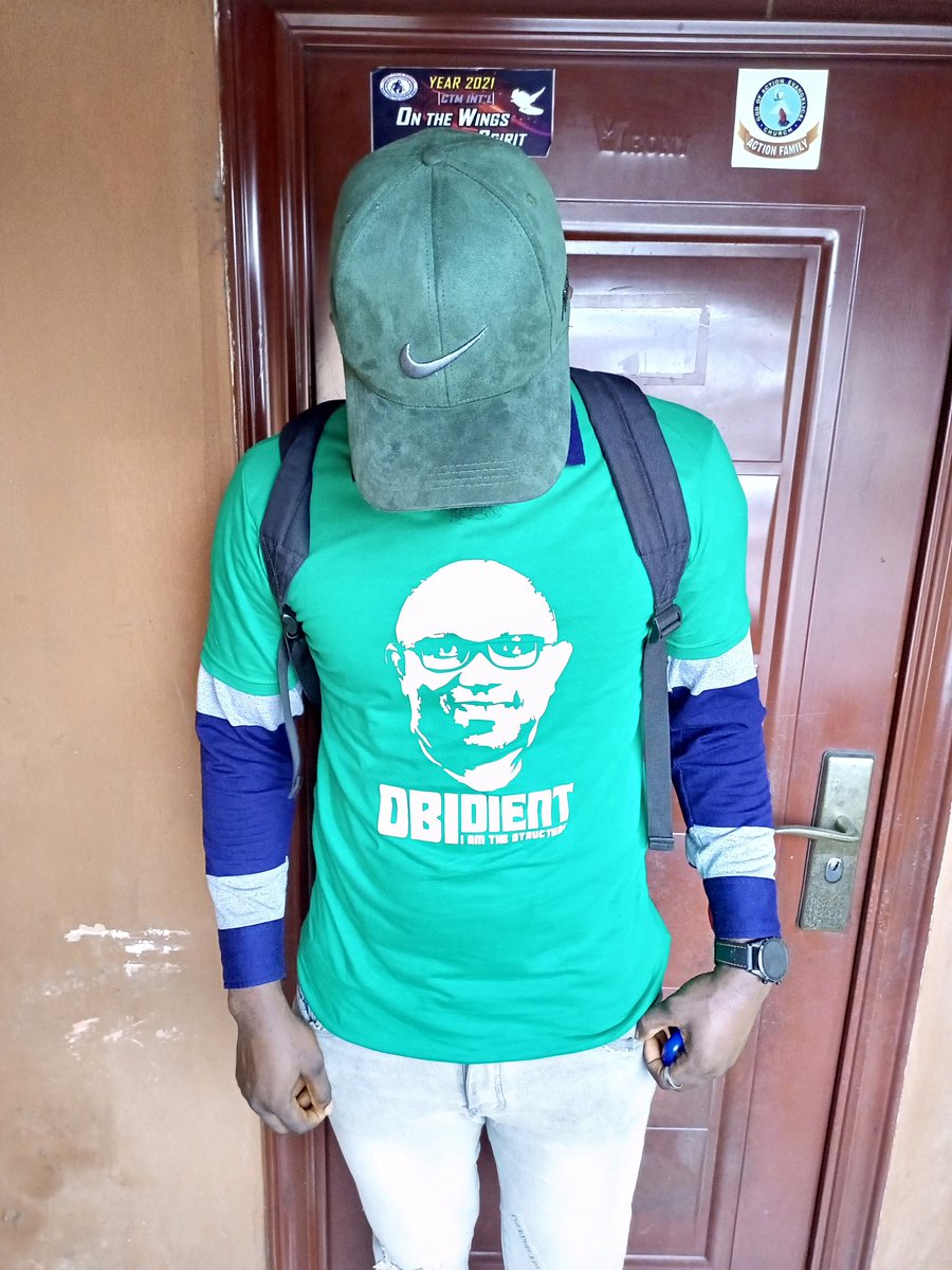 mezu_T's tweet image. PORTHARCOURT, RIVER&apos;S STATE was on total LOCK DOWN. even under rain.

PH SABI tins.

#wearestructure