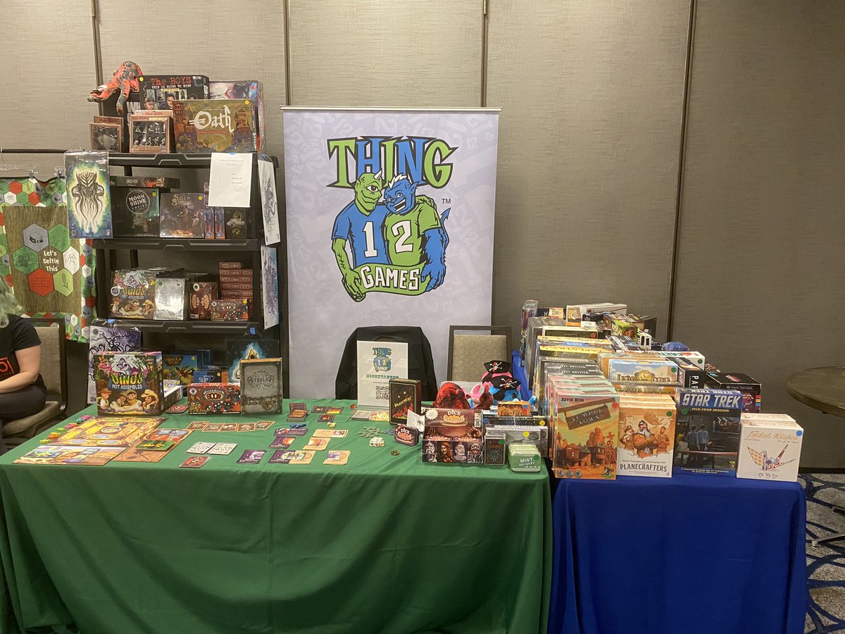 thing12games's tweet image. Day 2 of @dragonflight 

Come see our booth, and our good neighbors @shopbeautygeek for all the cool games and and game-related stuffs. 😁